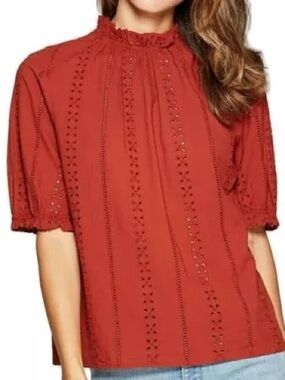 Universal Thread Eyelet 3/4 Balloon Sleeve Blouse in Rust Brown. Medium